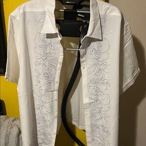Cubavera White Floral Embroidered Shirt